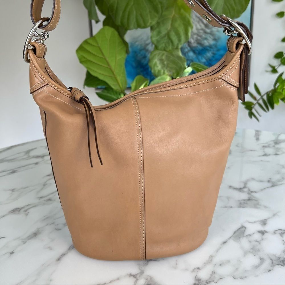 COACH Vintage Y2K Bleecker Duffle Crossbody Shoudler Bag Camel Leather F13353 - Picture 9 of 16